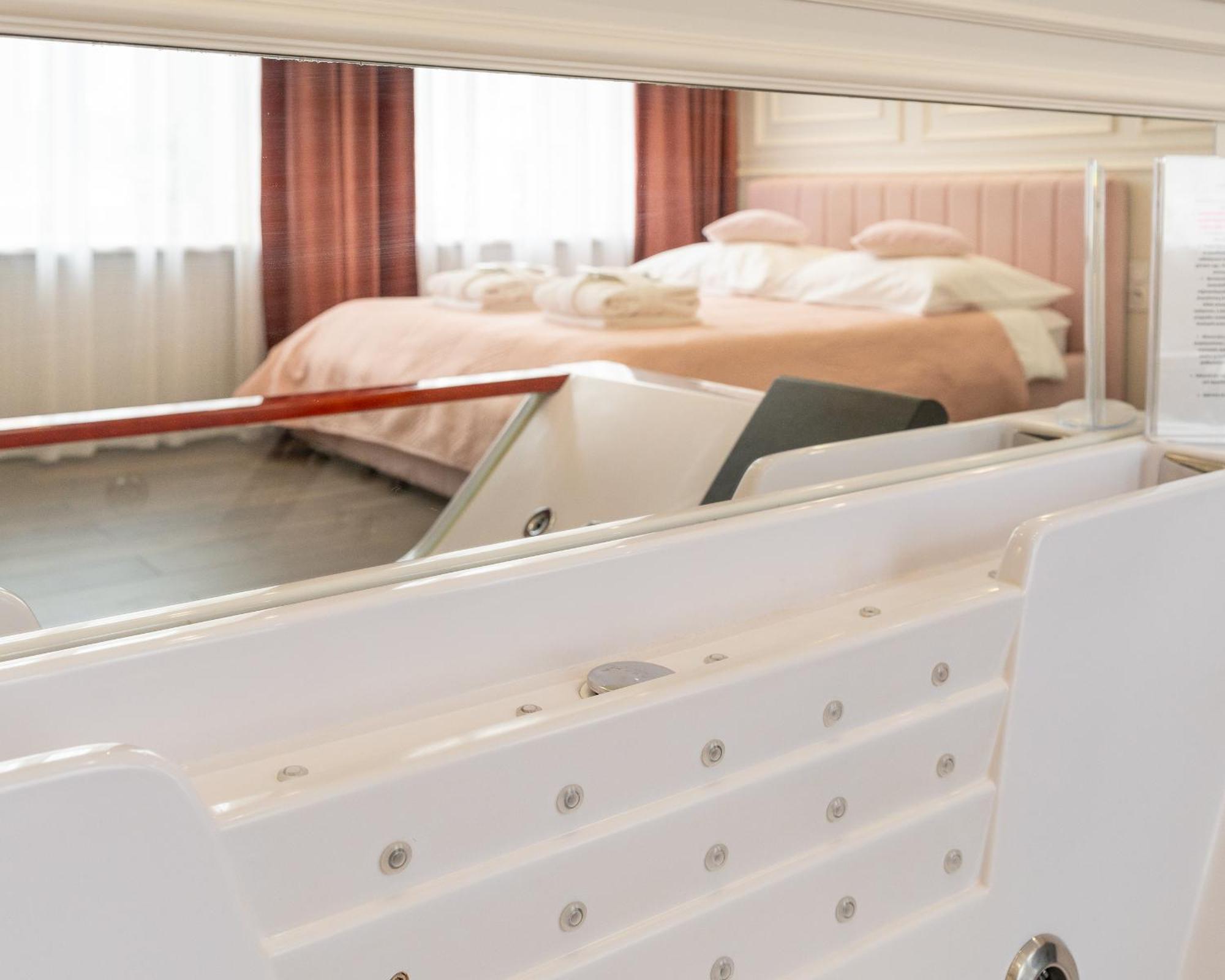 Apartament Glamour Prywatne Jacuzzi Starowislna Krakow Exterior photo